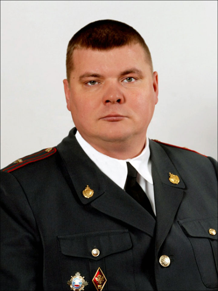Officer Alexander Kosolapov